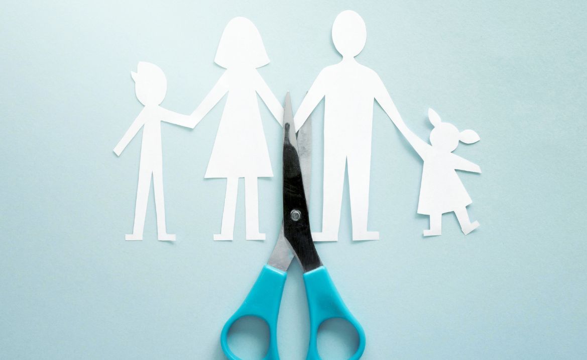 Divorcio Contencioso y Custodia de Hijos